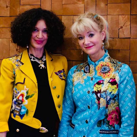 Meet your Posher, Kelley - Picture 1 of 2